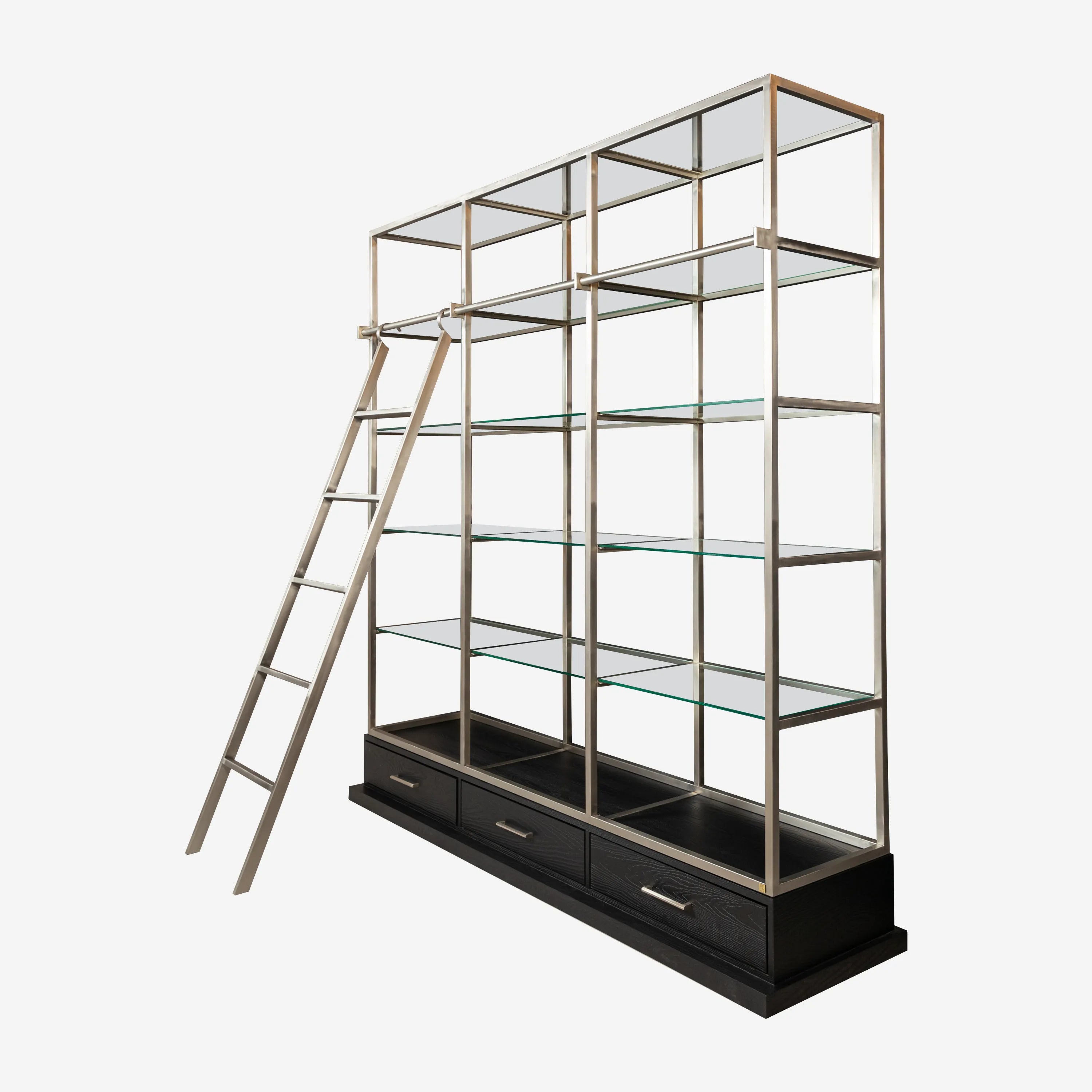 Valeria Shelf